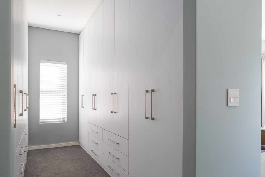 4 Bedroom Property for Sale in Val De Vie Estate Western Cape